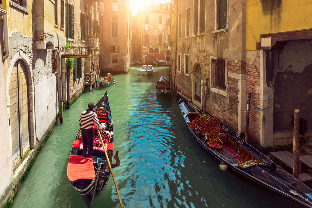 shutterstock_399833944