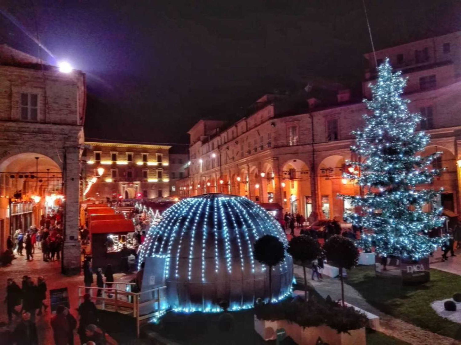 Mercatino-di-Natale-Marche-Fermo_compres
