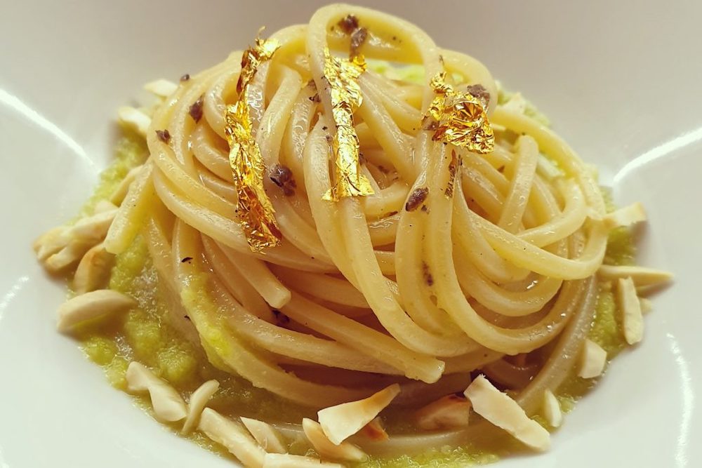 Спагеттти с сусальным золотом © Mario Berta Battiloro SRL